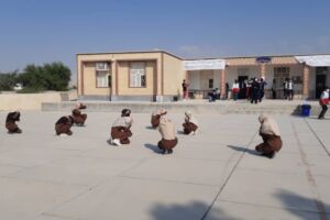 برگزاری مانور مقابله با زلزله منطقه جناح در مدرسه متوسطه مریم باقرالکندری عالی احمدان