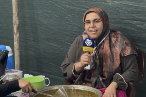 گزارش ویدیویی » حال و هوای بانشاط نمایشگاه انجمن خیریه احسان و گفتگو با مراجعین و غرفه داران